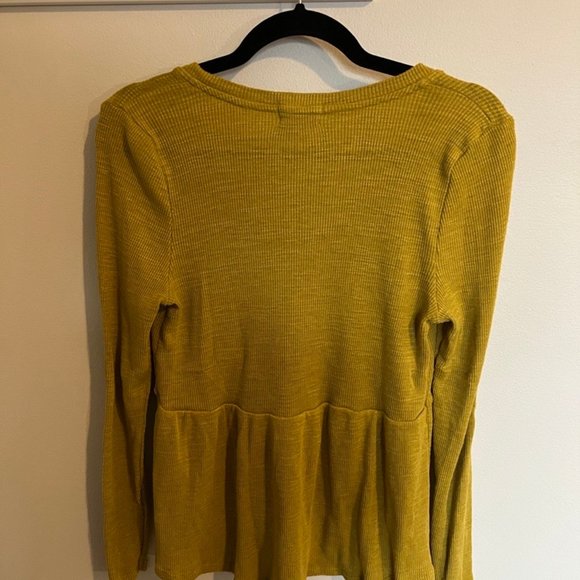 Anthropologie Gold V-Neck Longsleeve Fit and Flare Top - Picture 2 of 2